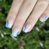 Merkloos Korte Blauwe Lijn Nagels - Blauw - Plaknagels - Plaktabs - Kort -Bekende Cosmetica Winkel 1003x1200