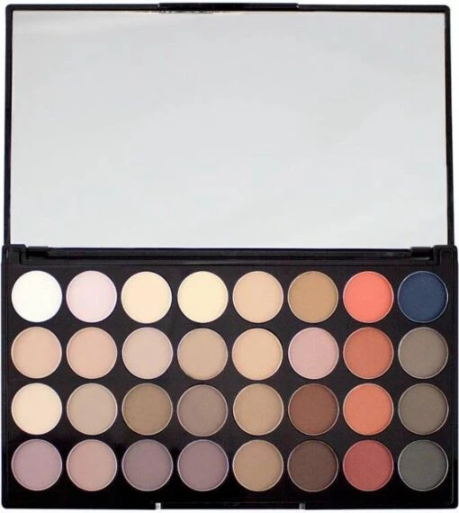 Makeup Revolution Flawless Matte 2 Oogschaduw Palette -Bekende Cosmetica Winkel 1073x1200 5