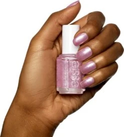 Essie Birthday Girl Nagellak - 514 Birthday Girl - Roze - Glitter -Bekende Cosmetica Winkel 1091x1200