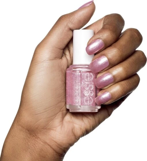 Essie Birthday Girl Nagellak - 514 Birthday Girl - Roze - Glitter -Bekende Cosmetica Winkel 1098x1200 3