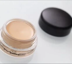 MAC Cosmetics Pro Longwear Paint Pot Oogmake-up - Soft Ochre -Bekende Cosmetica Winkel 1200x1061 5