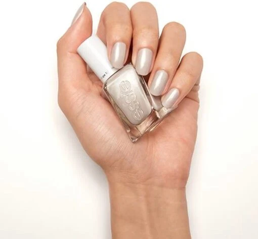 Essie Gel Couture 90 Make The Cut - Gel Nagellak -Bekende Cosmetica Winkel