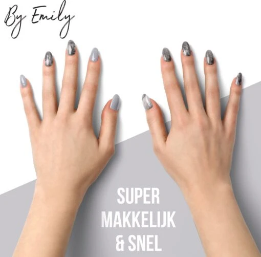 By Emily - Nagel Wrap - White Marble | 16 Stickers | Nail Wrap | Nail Art | Trendy | Design | Nagellakvrij | Eenvoudig | Nagel Wrap | Nagel Stickers | Folie | Zelfklevend | Sjablonen -Bekende Cosmetica Winkel 1200x1180 33