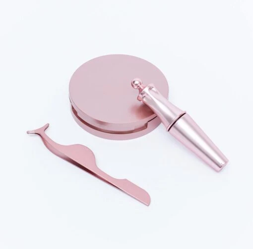 Luxe Magnetische Eyeliner + Magnetische Wimpers Set – Zwart Miami - Wimpers Zonder Lijm - 3D Nepwimpers - Magnetische Eyeliner - Herbruikbare Wimpers – Eyelashes - Magnetisch - Zwarte Wimpers - Wimper Magneet - Pincet - Giftbox - Cadeau Tip -Bekende Cosmetica Winkel 1200x1183 15