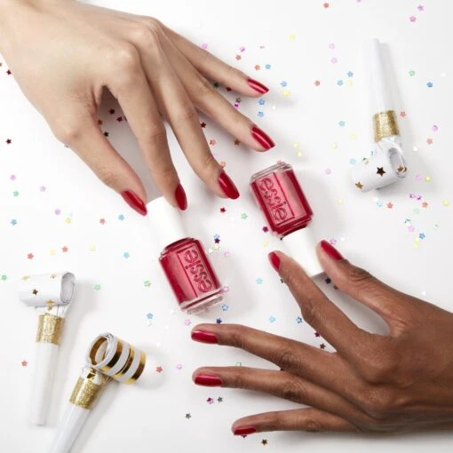 Essie Gifts By 635 Let's Party - Rood - Glitter Nagellak - 13,5 Ml -Bekende Cosmetica Winkel 1200x1200 126