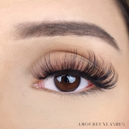 Merkloos Nep Wimpers Russisch Volume- Blossom Wimperextension Lashes -Bekende Cosmetica Winkel 1200x1200 1943