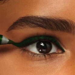 Maybelline Tattoo Liner Gel Pencil - 922 Intense Green - Groen - Waterproof Oogpotlood -Bekende Cosmetica Winkel 1200x1200 2043