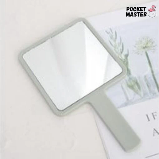 PocketMaster® Make-Up Spiegel / Handspiegel Met Handvat - Licht Groen - Klein - Compact - Handzaam - 8,0 X 8,0 Cm Spiegeloppervlak -Bekende Cosmetica Winkel 1200x1200 2697