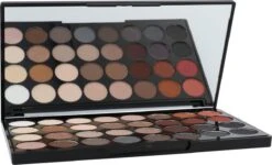 Makeup Revolution Flawless 2 Ultra Eyeshadows - Oogschaduw Palette - 32 Kleuren -Bekende Cosmetica Winkel 1200x730