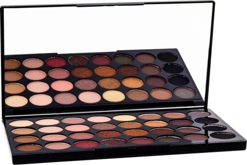 Makeup Revolution London Flawless Ultra Eyeshadows - Oogschaduw Palette - 32 Kleuren -Bekende Cosmetica Winkel 1200x800 33