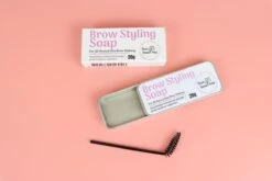 Your Beauty Tree ® Brow Styling Soap - Browsoap - Wenkbrauwzeep - Brow Lamination - Wenkbrauw Zeep -Bekende Cosmetica Winkel 1200x800 54