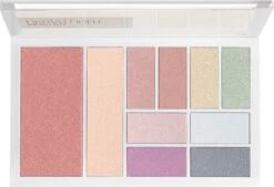 Maybelline The City Kits Urban Light Eye + Cheek Palette -Bekende Cosmetica Winkel 1200x819 3