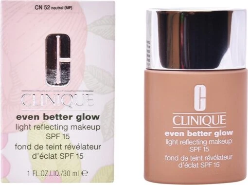 Clinique - Even Better Light Reflecting Makeup Spf15 Face Primer Cn 52 Neutral 30Ml -Bekende Cosmetica Winkel 1200x895 1