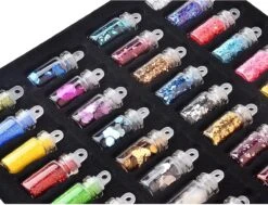 48 Potjes Glitter / Decoratie Voor Nail Art / Knutselen - Sparkolia Glitters Nagel Decoratie Set- 3D Nail Art Voor Gellak, Acryl Of Nagellak - Glitter, Poeder, Holografisch, Vlokken, Pailletten, Shimmer, Rhinestone - Verschillende Kleuren -Bekende Cosmetica Winkel 1200x920 1