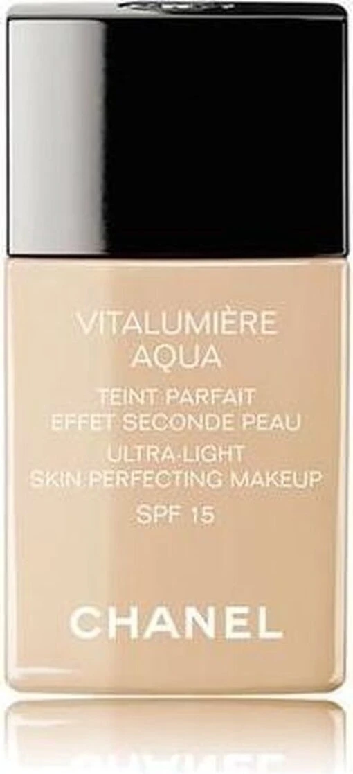 Chanel Vitalumiere Aqua Foundation - 30 Beige - SPF15 - 30 Ml -Bekende Cosmetica Winkel 548x1200 1