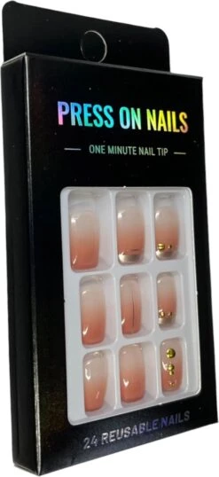 Merkloos Press On Nails - Nep Nagels - Roze Naturel - Square Oval - Manicure - Plak Nagels - Kunstnagels Nailart - Zelfklevend -Bekende Cosmetica Winkel 551x1200