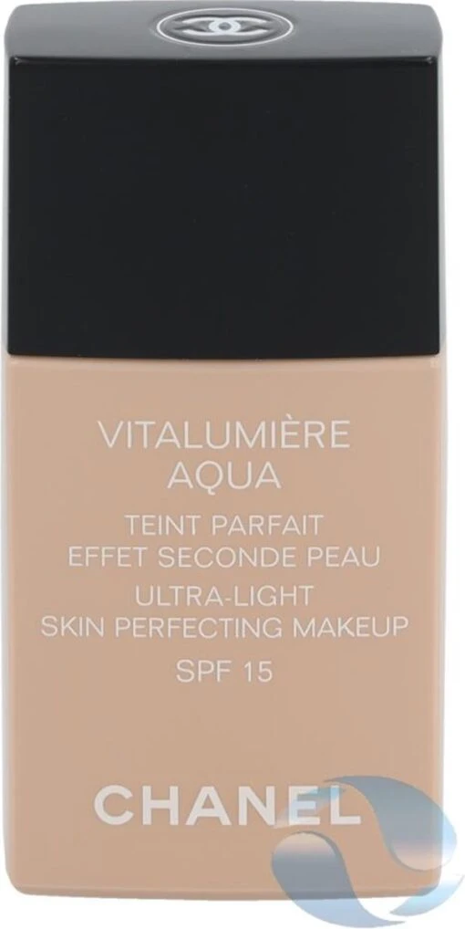 Chanel Vitalumiere Aqua Foundation - 30 Beige - SPF15 - 30 Ml -Bekende Cosmetica Winkel