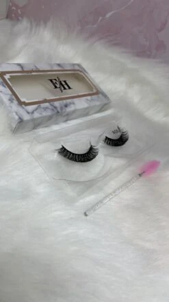 Nepwimpers - EHH Beauty - Volume - Lashes - Russian Volume - Wimpers -Bekende Cosmetica Winkel 674x1200 2