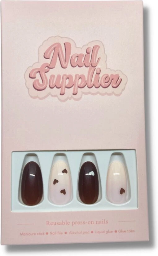 Nailsupplier 'Hot Chocolate' | WINTERCOLLECTIE | Bruine Nepnagels Met Hartjes Print | Plaknagels | Kunstnagels Met Lijm | Press On Nails -Bekende Cosmetica Winkel