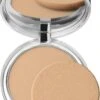 Clinique Stay-Matte Sheer Pressed Powder - 03 Stay Beige - 7,6 G -Bekende Cosmetica Winkel 769x1200