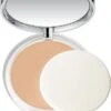 Clinique Almost Powder SPF 15 - Light - Make-uppoeder -Bekende Cosmetica Winkel 861x1200 3