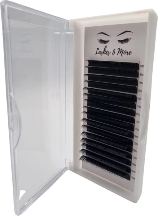 Lashes & More - Wimperextensions - One By One - D Krul – Dikte 0.20 – Lengte Mixed – 16 Rijen In Een Tray - Nepwimpers - Flat Lashes - Verkrijgbaar In C En D Krul En In Dikte 0.15 En 0.20 -Bekende Cosmetica Winkel 878x1200 2