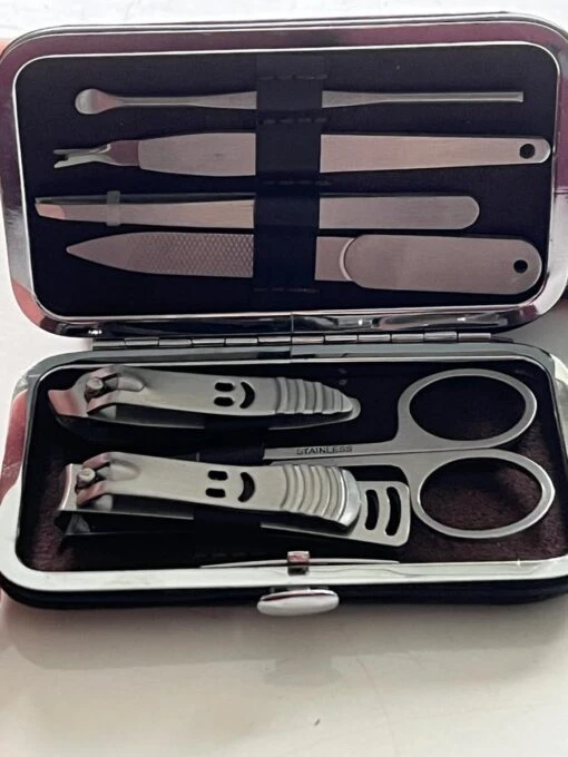 Merkloos Luxe Echt Lederen Manicure Set Voor Op Reis Inclusief Reis Etui 6 Delig – 11x7cm | Nagelschaar | Nagelvijl | Nagels Knippen | Pincet | Nagelverzorging -Bekende Cosmetica Winkel 900x1200 7